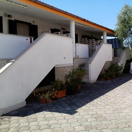 Giulia Tatil Evi