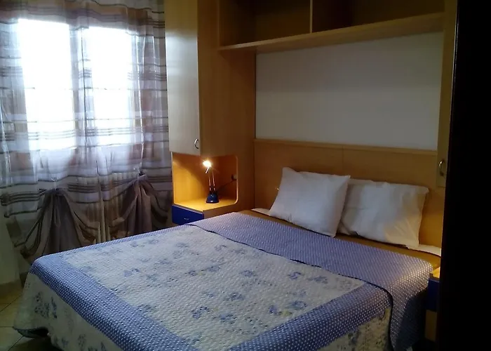 Giulia בית נופש *